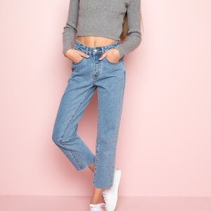 Brandy Melville light wash jeans